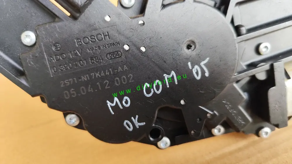 motorek zadní stěrač Mondeo MkIII combi