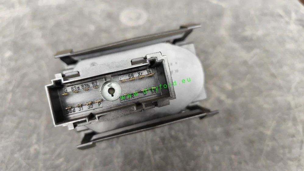 spínač světlometů Focus II verze1