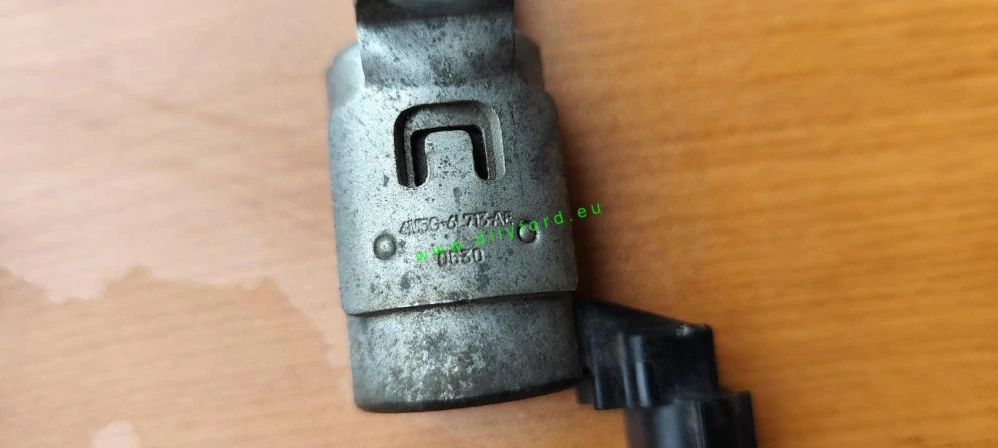 Ventil vačky 4M5G6L713AE