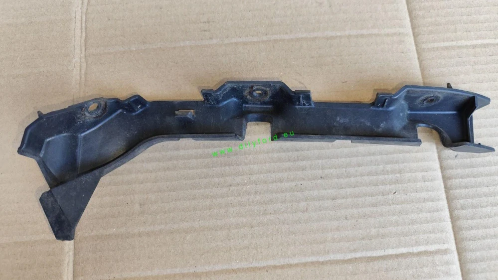 držák Z nárazníku Fusion 2002-2012