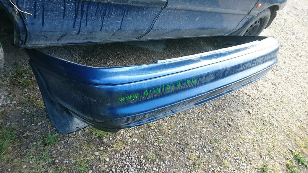 nárazník zadní Mondeo 4/5D 93-96