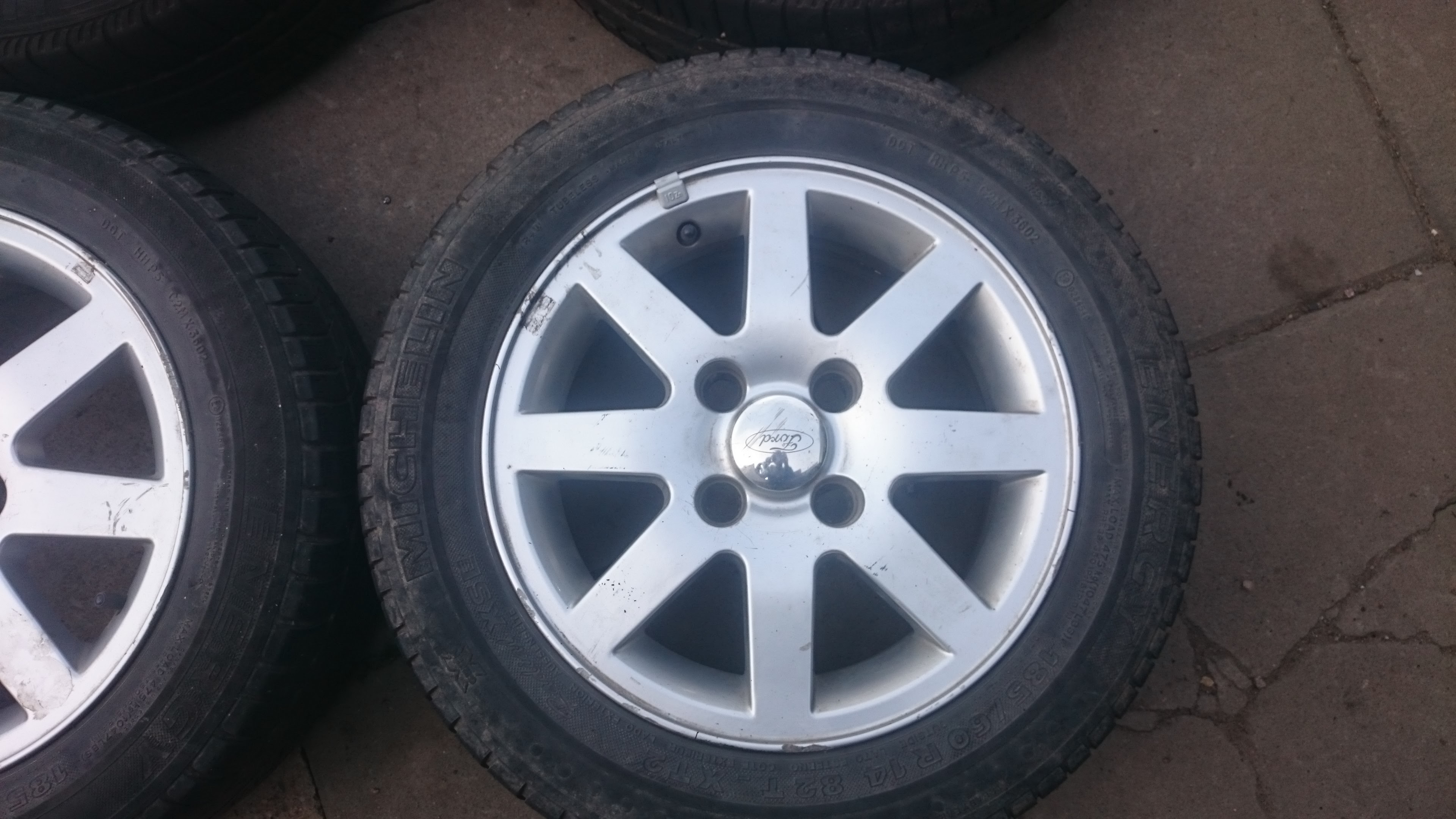 14" Alu 4x108 + letní pneu 185/60