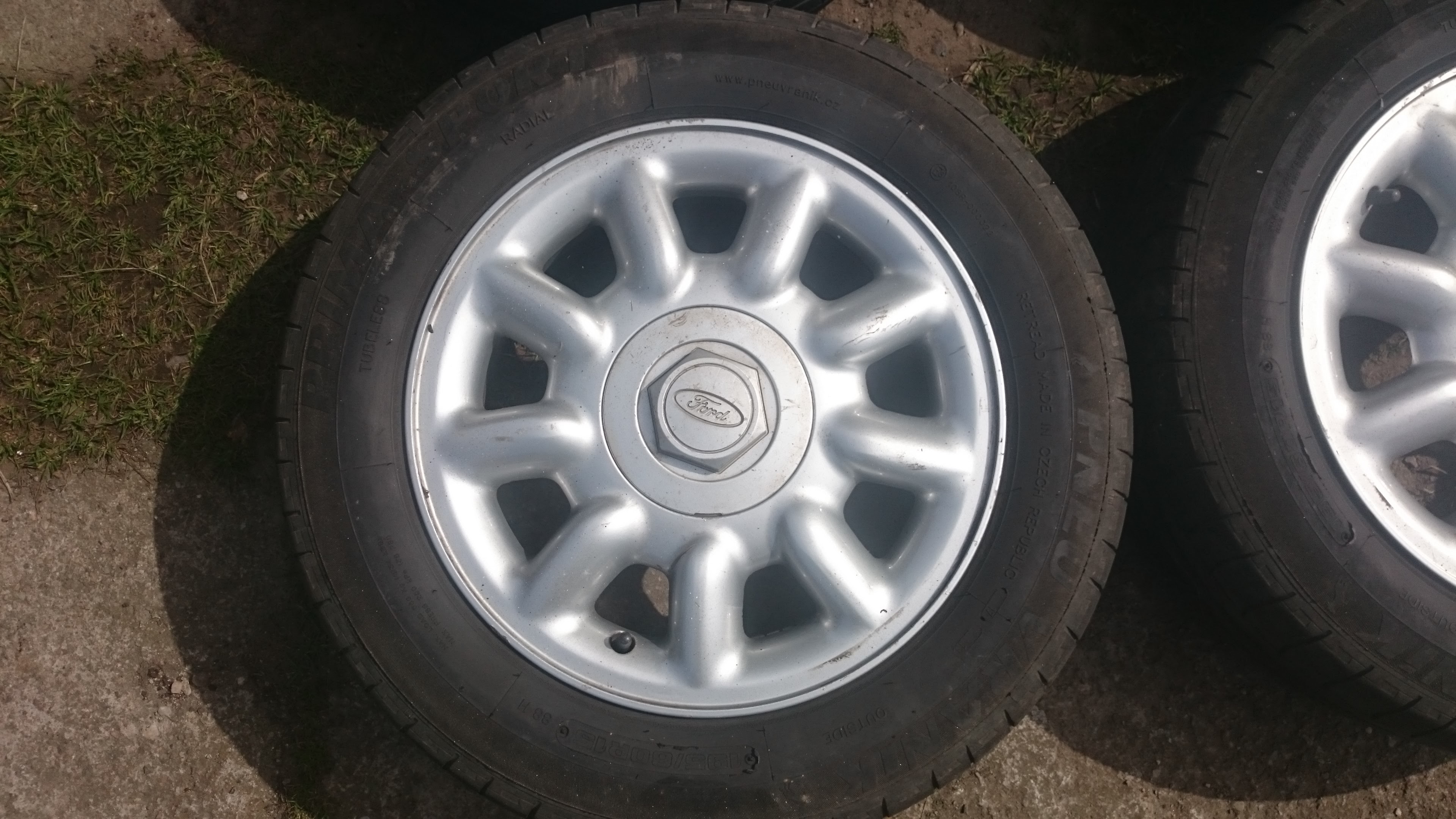 15" Alu 4x108 + letní pneu 195/60