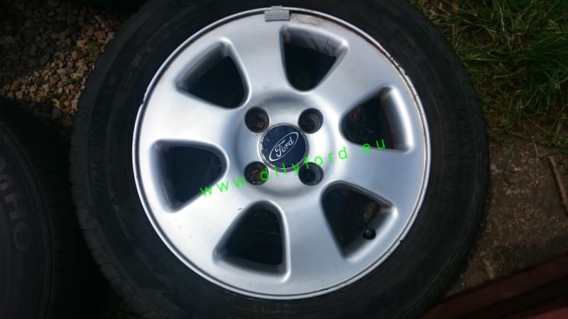 15" Alu 4x108 + letní pneu 195/60
