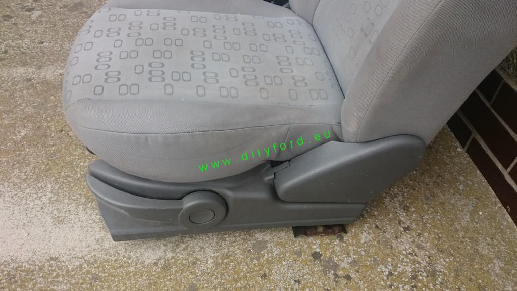 sedačka řidiče Fiesta V 3D 