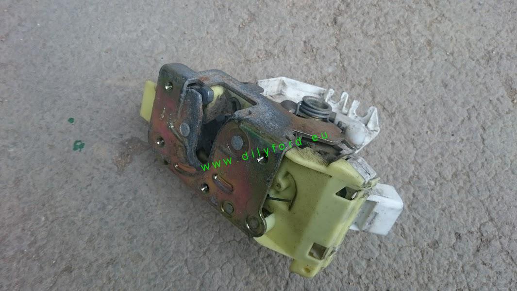 zámek + centrál LZ Focus MkI