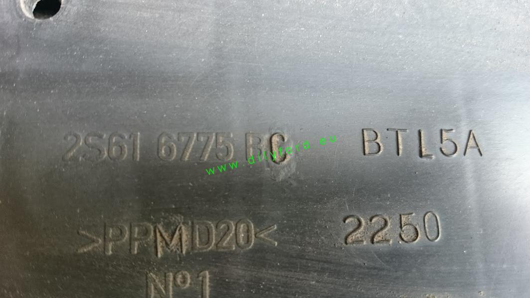 kryt řemenic Fiesta V 1.3i