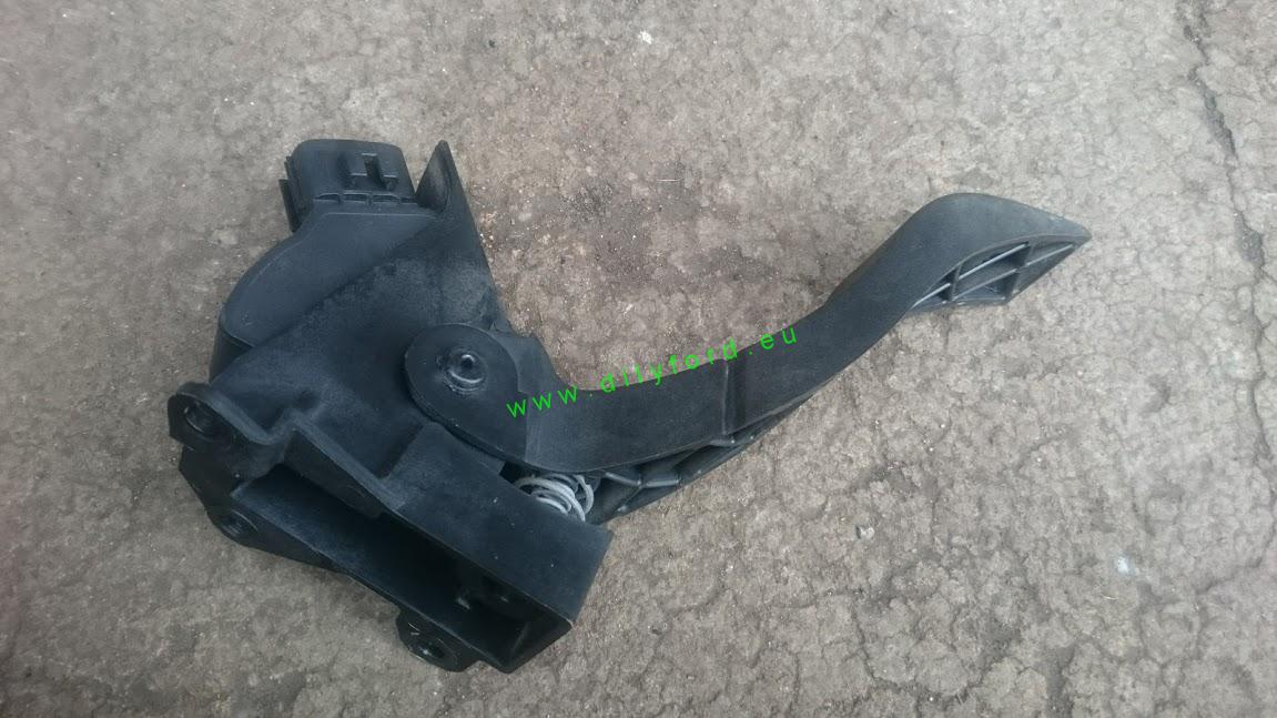 plynový pedál Focus I 98AB-9F836-AE
