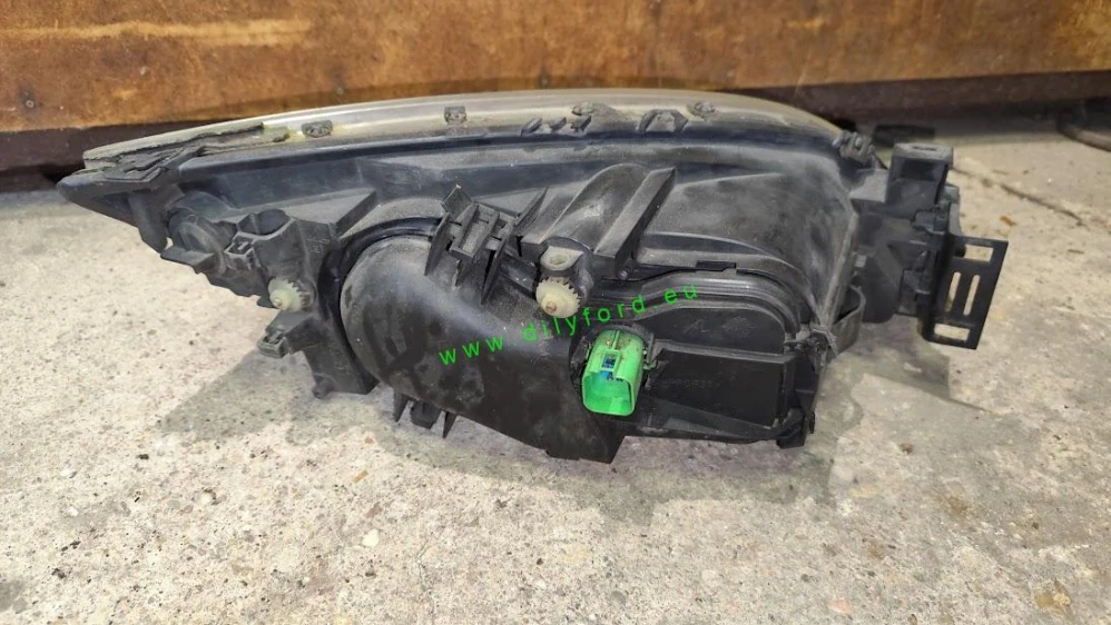 LP světlo Mondeo Mk3 (01-07)