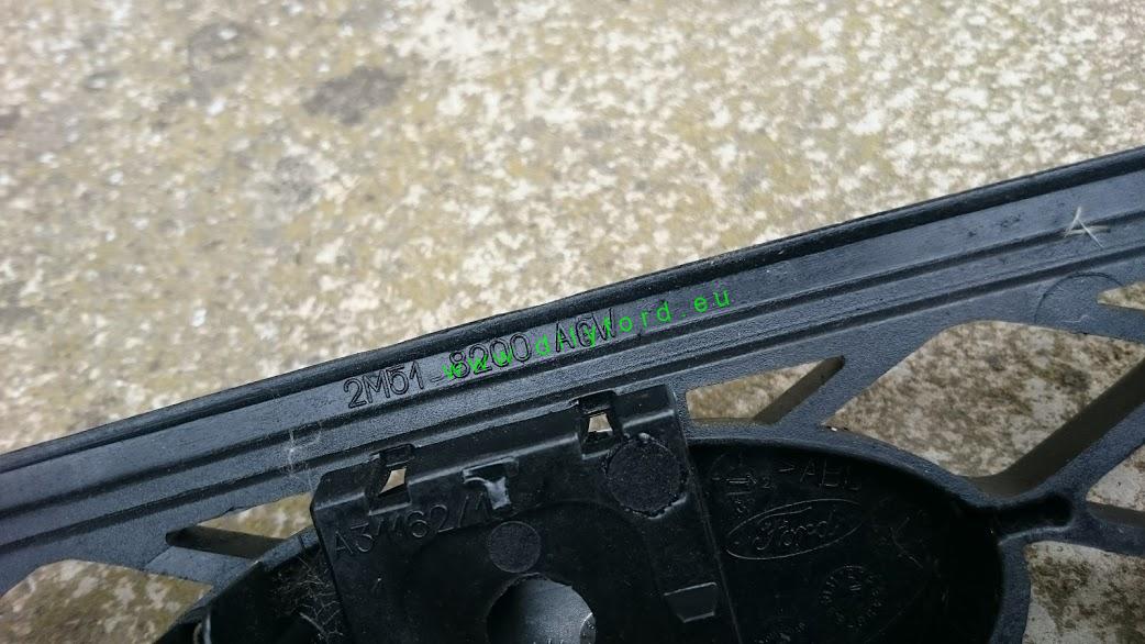 maska Focus I 2002-2004 poškoz.