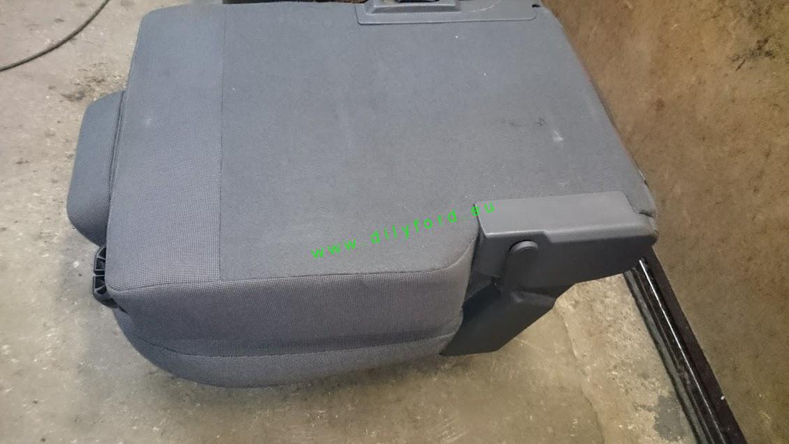 sedačka LZ C-Max 2009