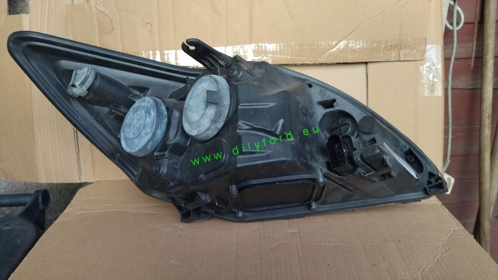 levé přední světlo Focus II 2008-2011