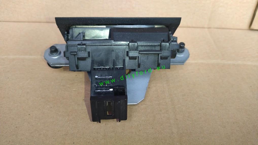 zámek + centrál kufru Focus MkII 4PIN