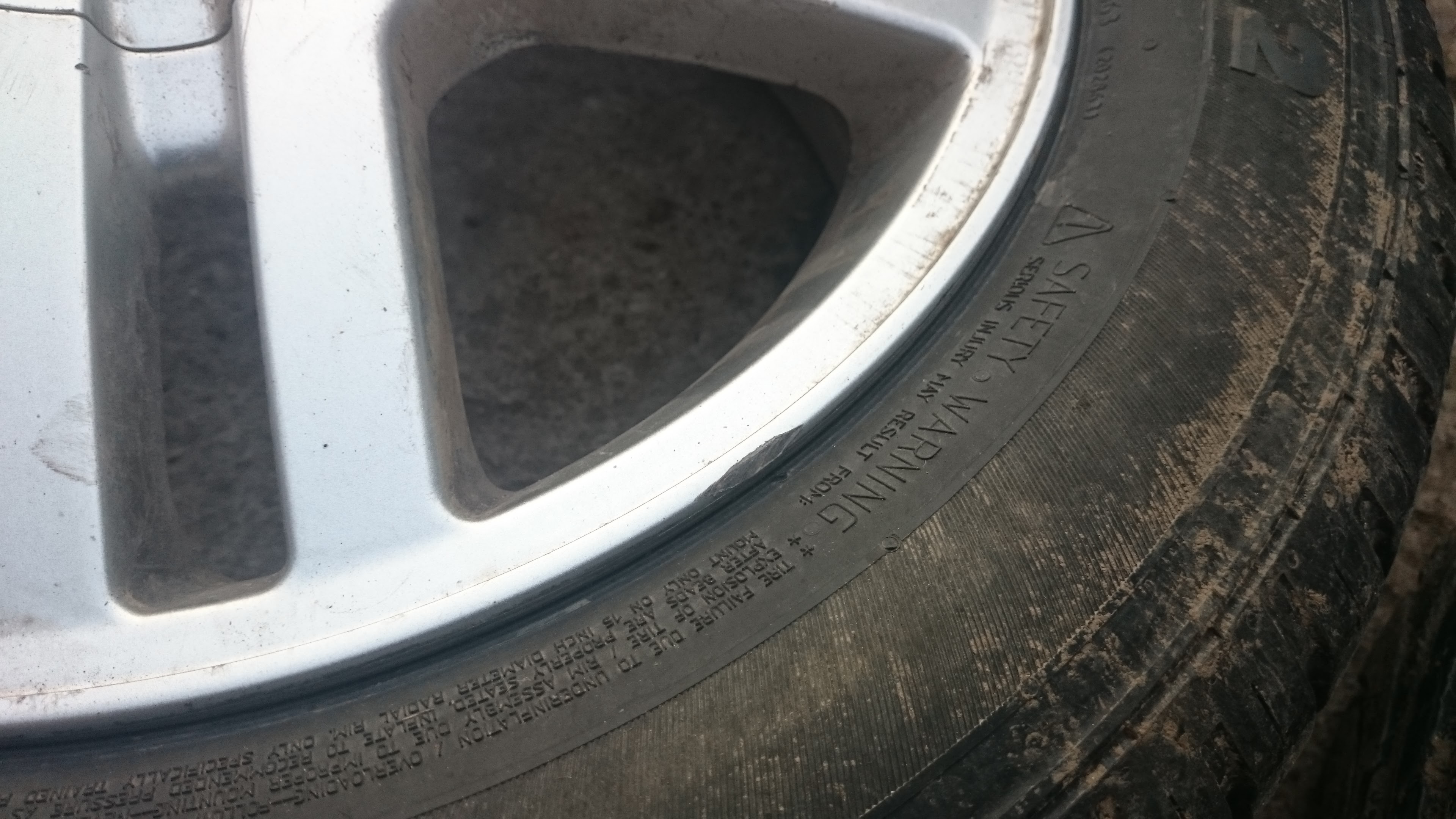 15" Alu 4x108 + letní pneu 195/60