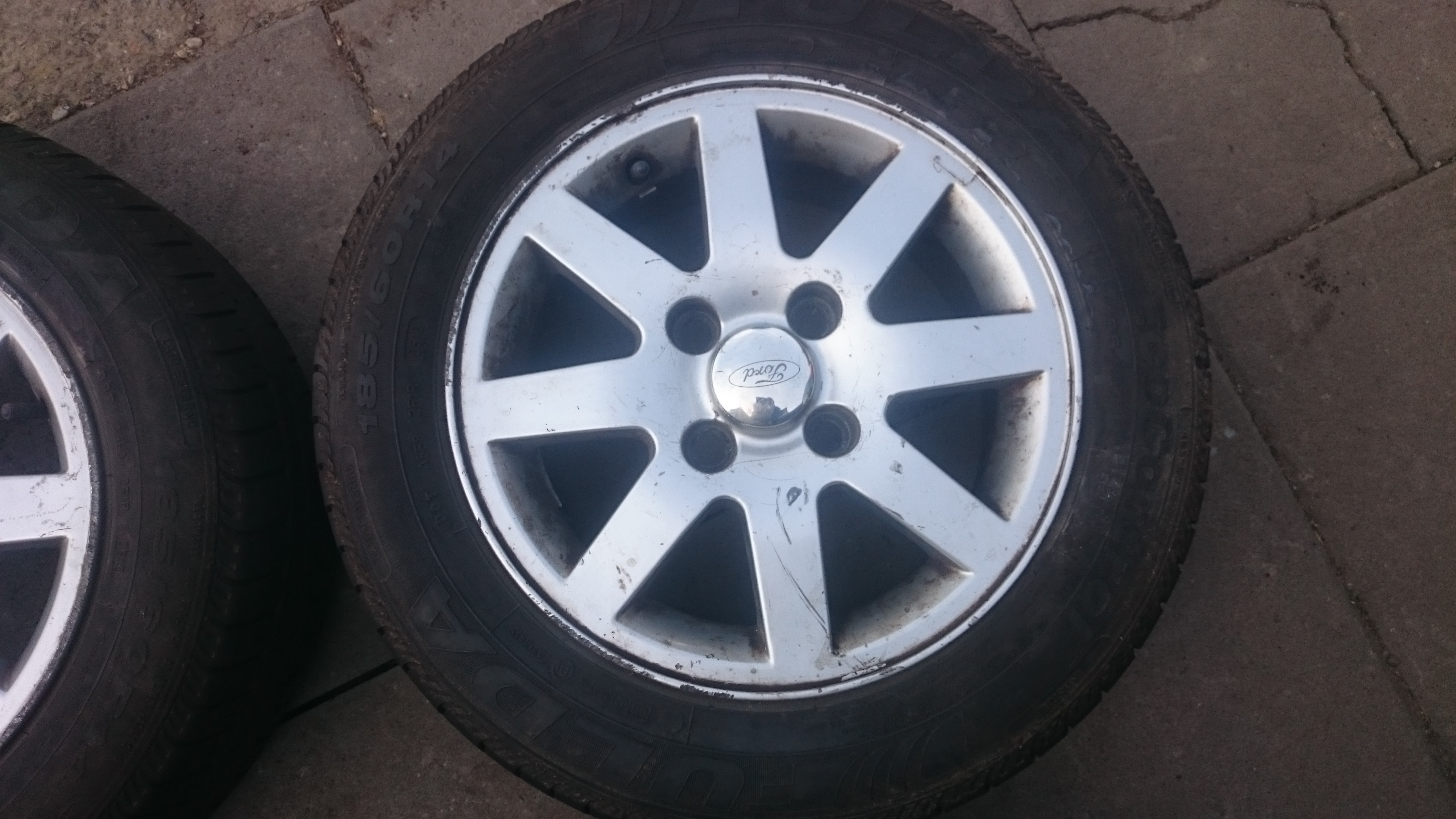 14" Alu 4x108 + letní pneu 185/60