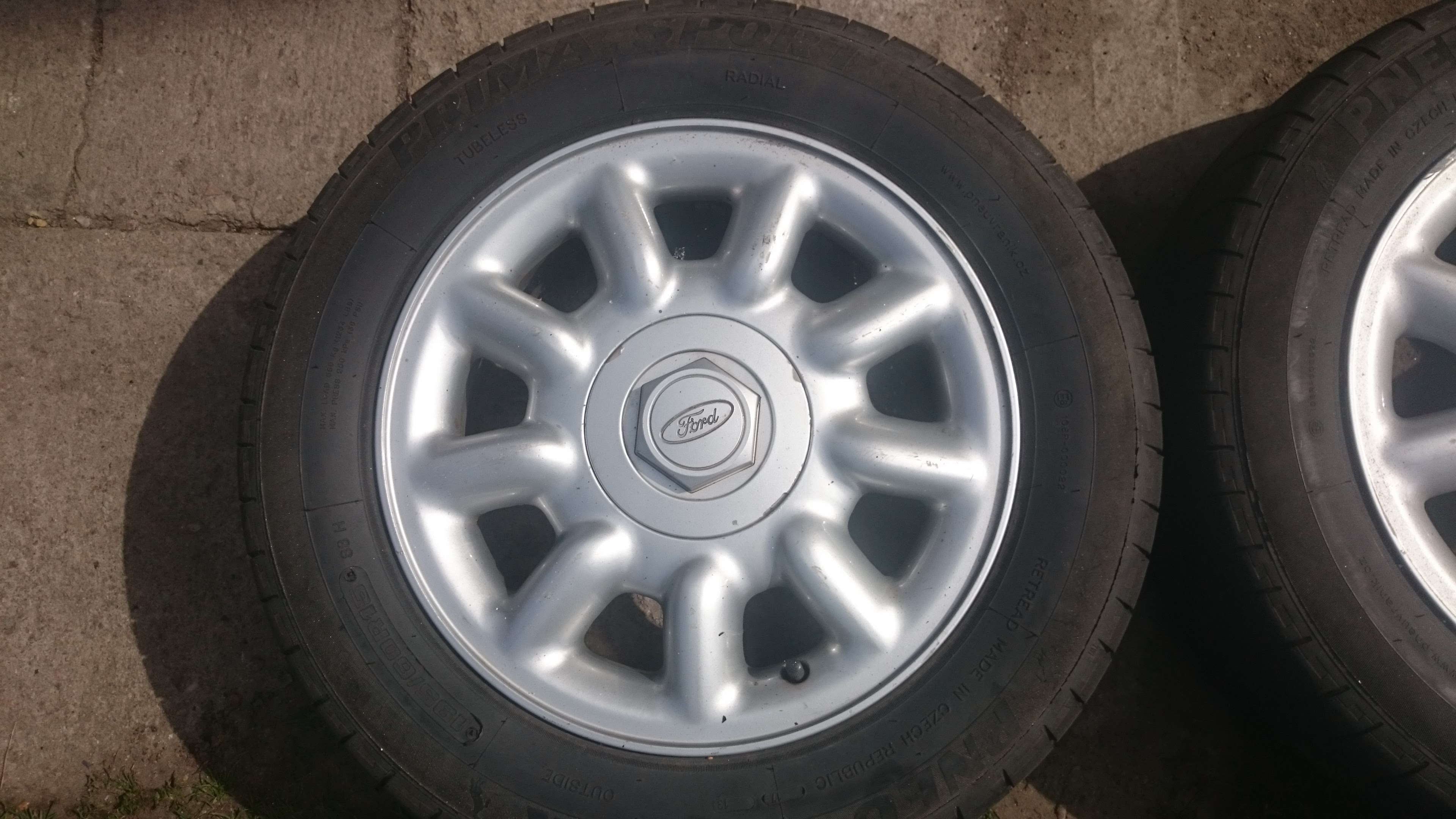 15" Alu 4x108 + letní pneu 195/60
