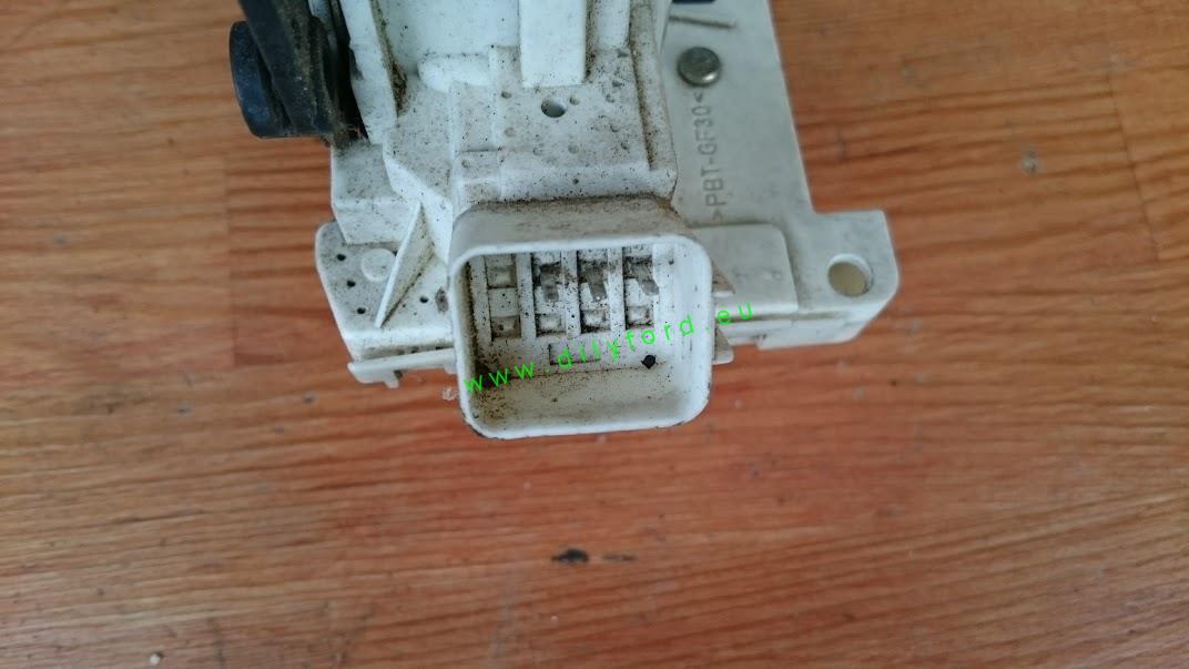 centrál LZ Mondeo MkIII 00-03