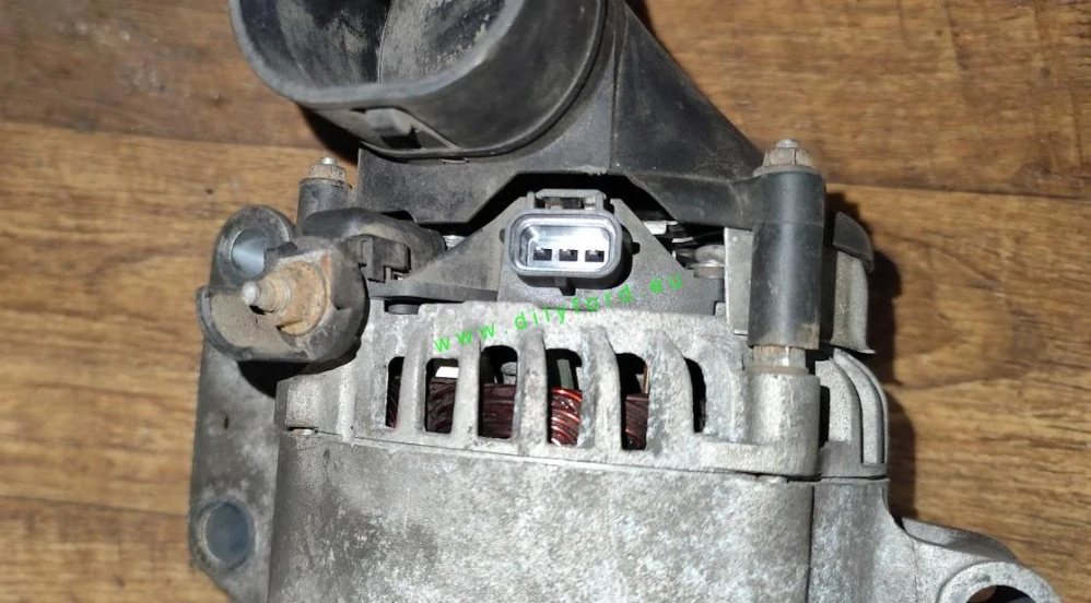 alternátor Mondeo MkIII P.Ř.