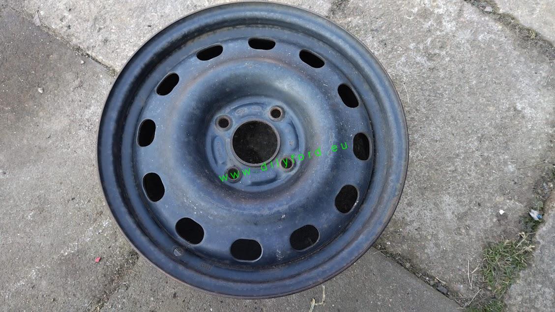 plechový disk 6Jx15 4x108 ET49,5