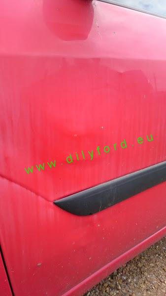 LP dveře Focus I červené