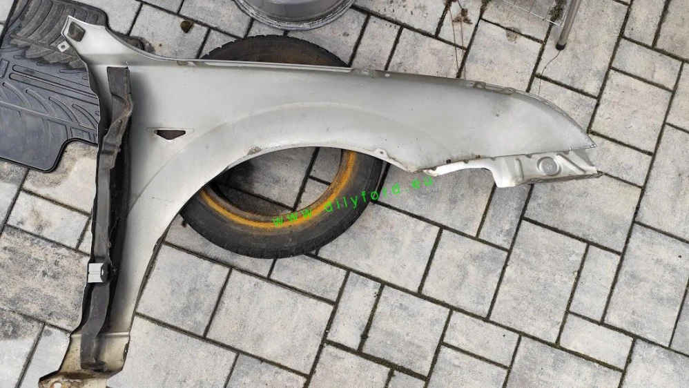 blatník levý přední Mondeo III 