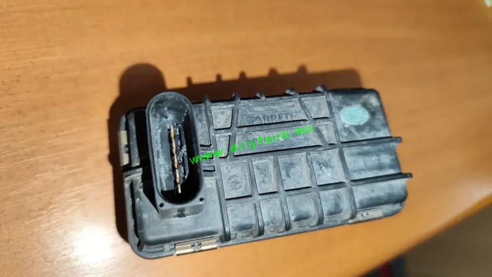 turbo regulátor TDCI 6NW008412