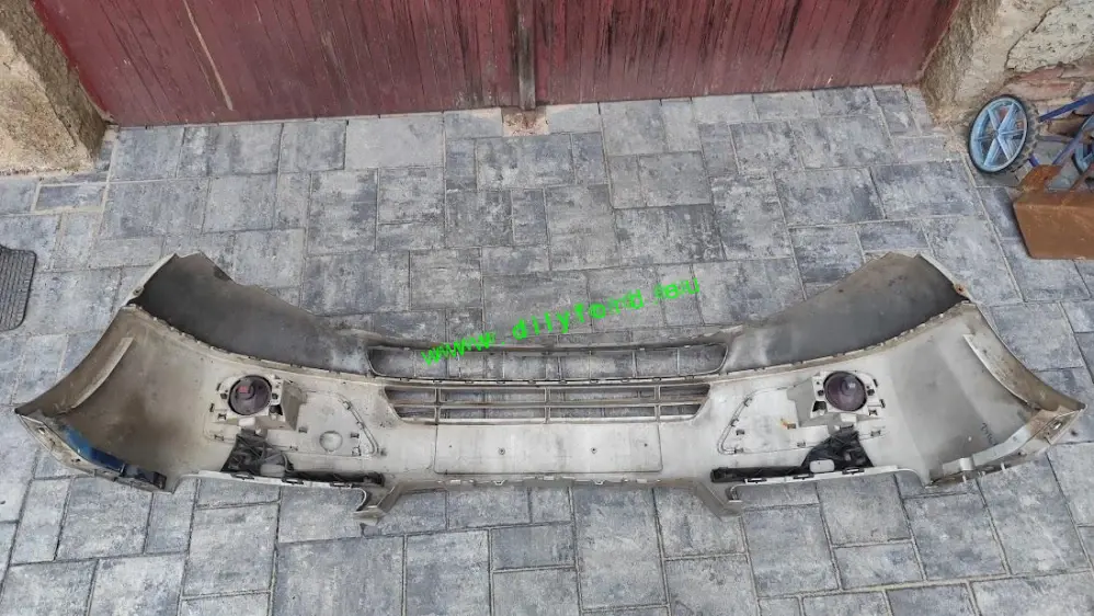 nárazník přední Focus II 04-07 + mlhovky