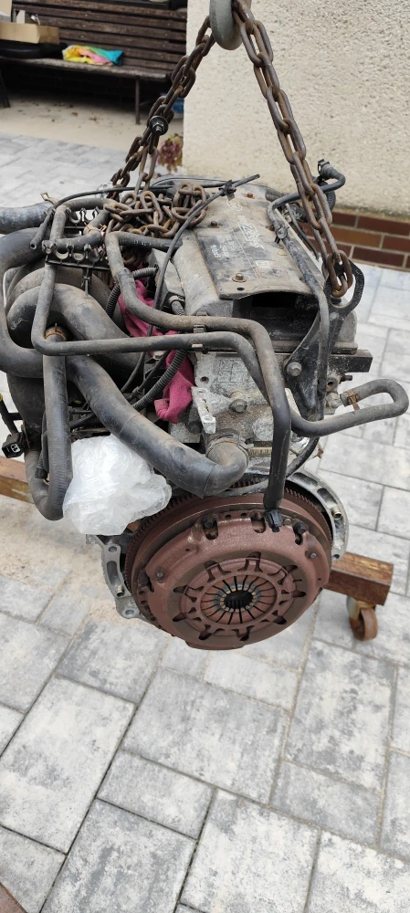 motor 1.6 16V 74kW FYDC