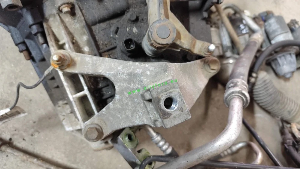 držák převodovky Focus II TDCI vrchní