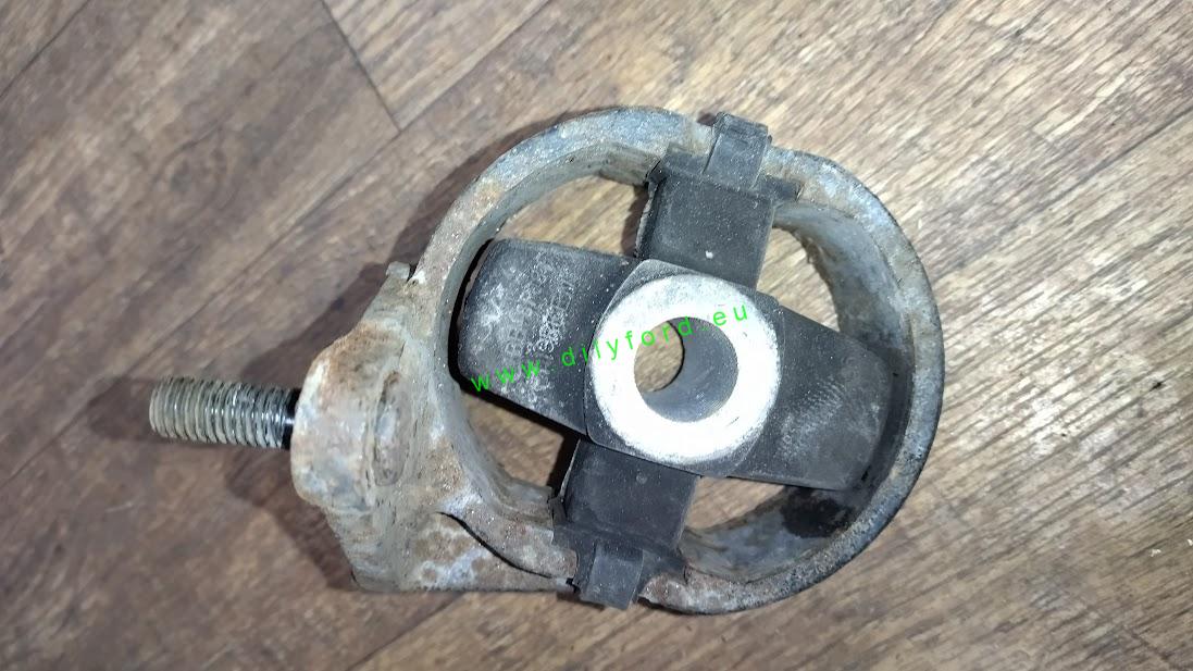 silentblok motoru Mondeo I-II přední