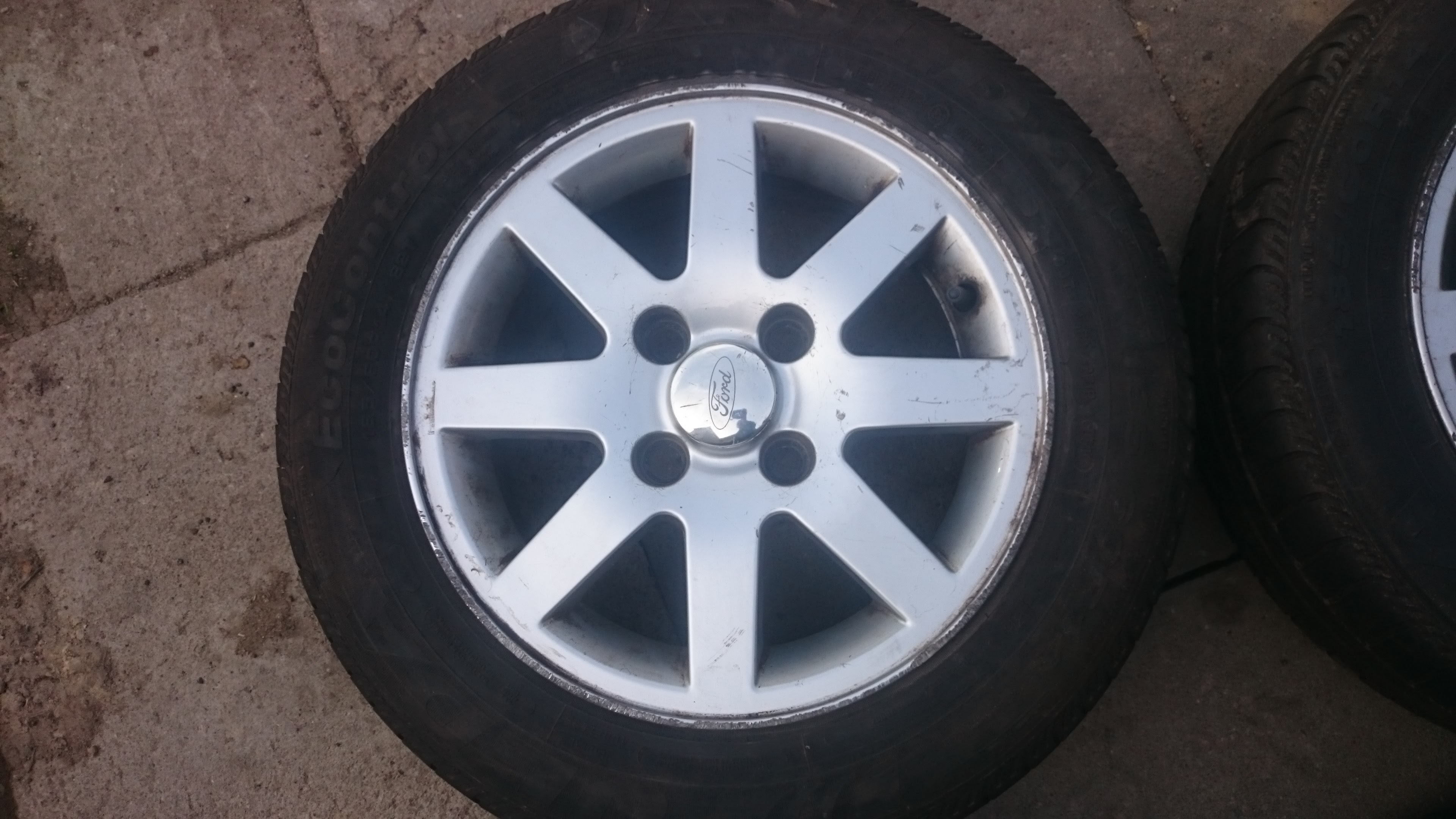 14" Alu 4x108 + letní pneu 185/60