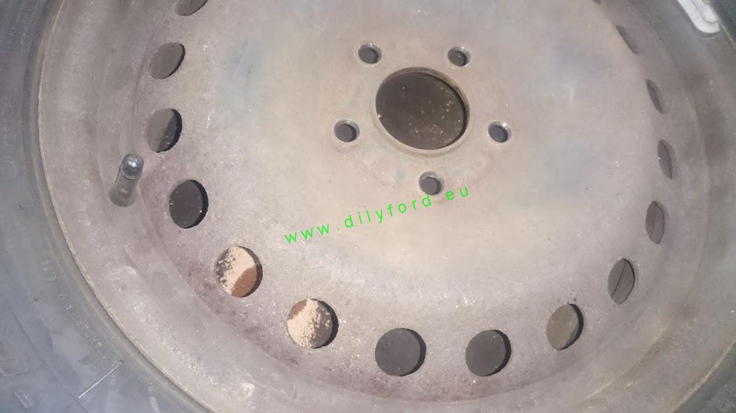 plechový disk 5x108 6,5x16 ET52,5