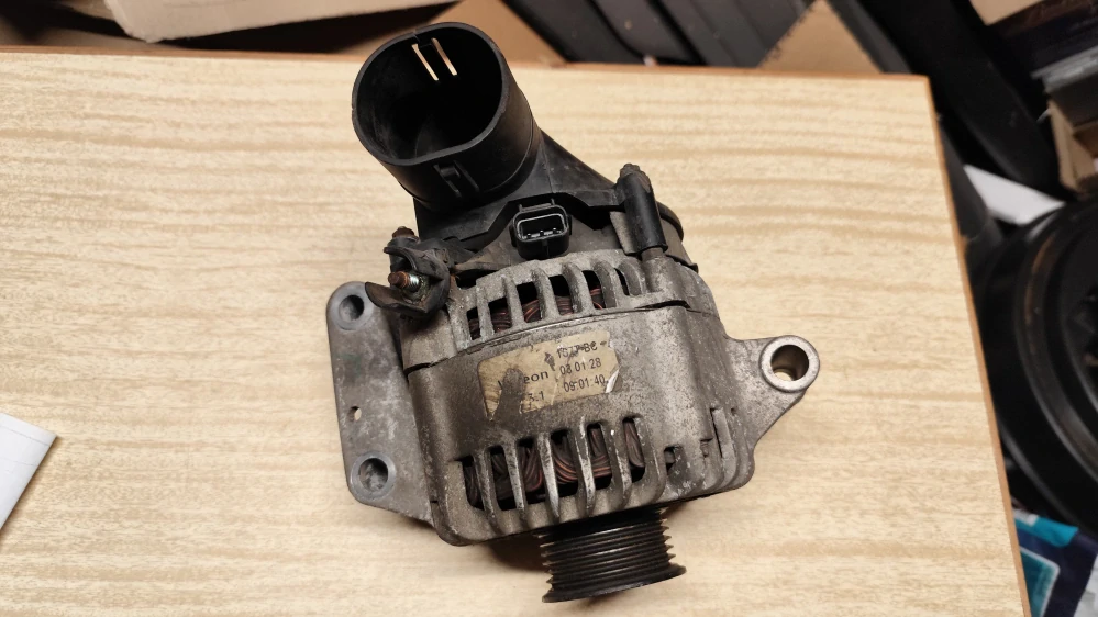 alternátor Mondeo MkIII P.Ř.