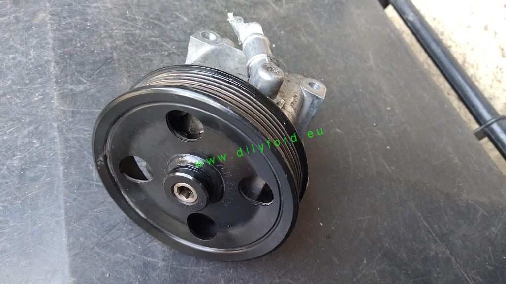 servo čerpadlo Focus MkI benzin 2002-2004