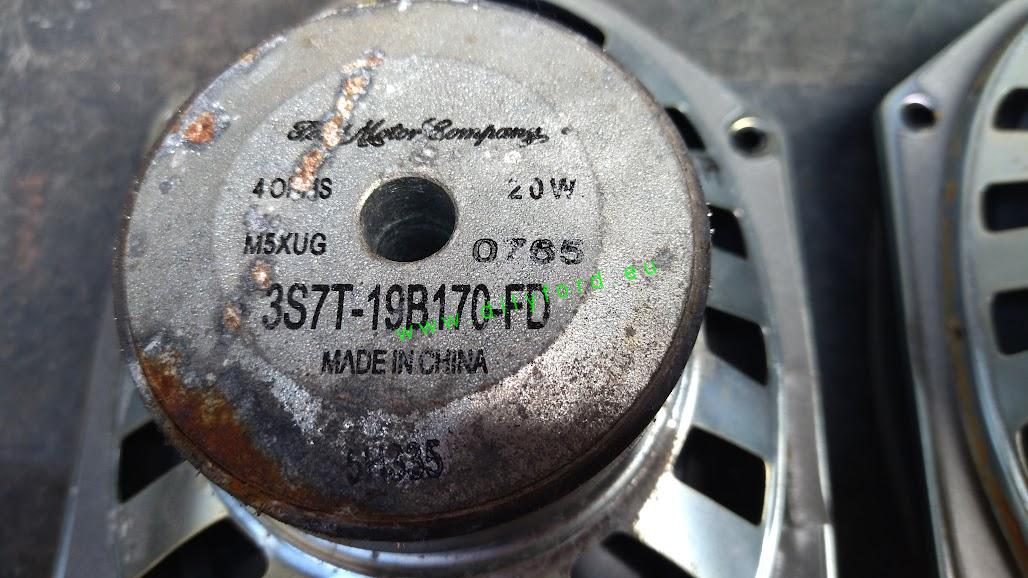 reproduktor dveří Mondeo III premium