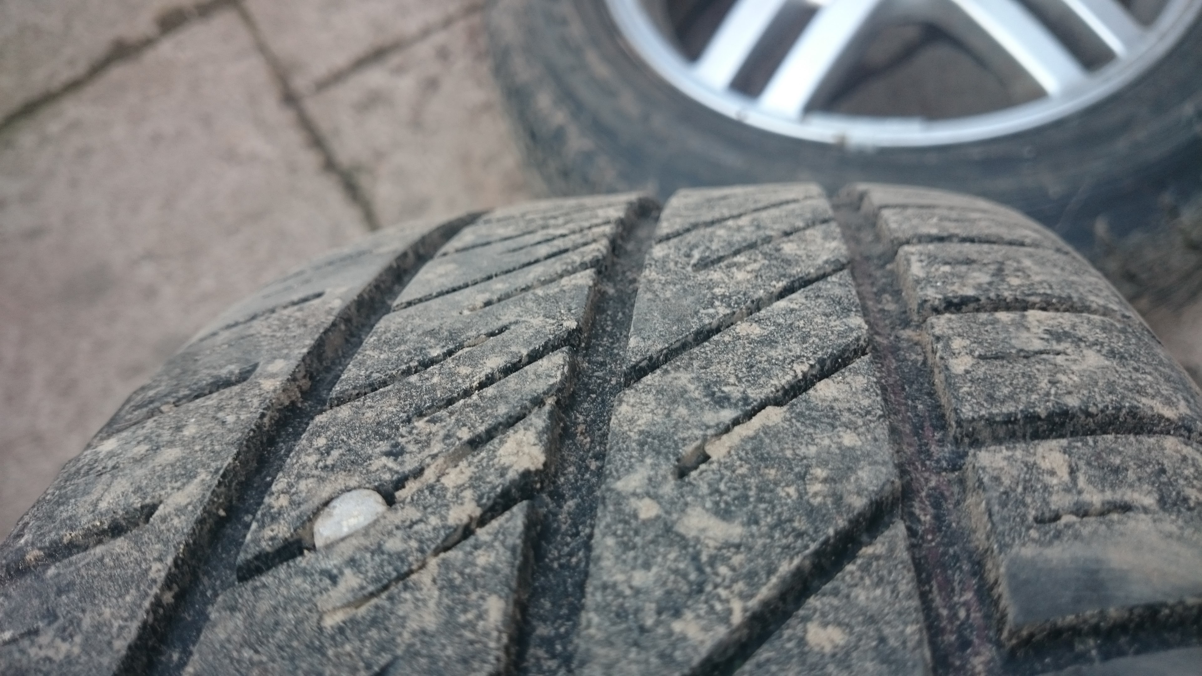 15" Alu 4x108 + letní pneu 195/60