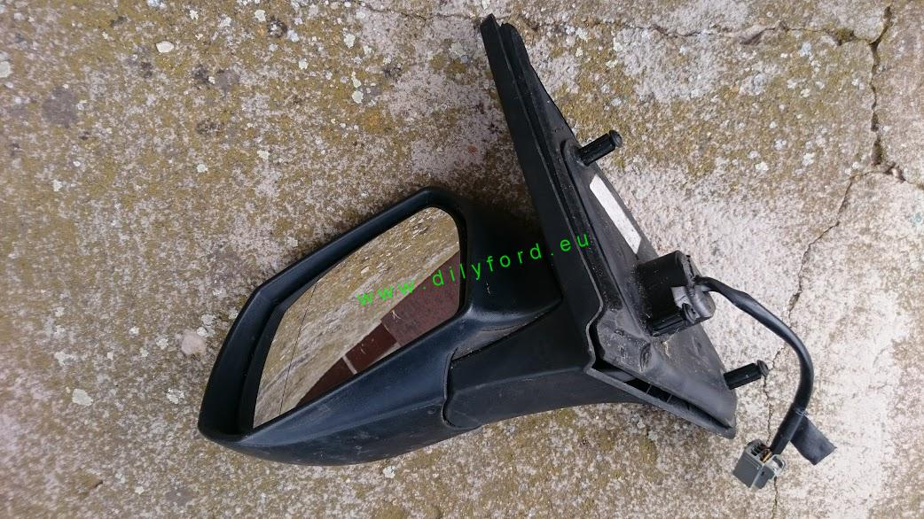 zrcátko Mondeo MkIII L el. -03