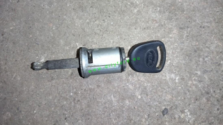 zámek kapoty Focus I