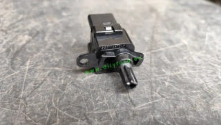 přepínač ventilátoru topení Ford 1112112