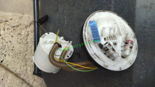 plovák nádrže Mondeo III TDCI/TDDI