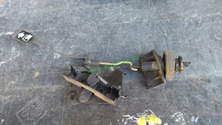 otevírání nádrže Mondeo 93-00