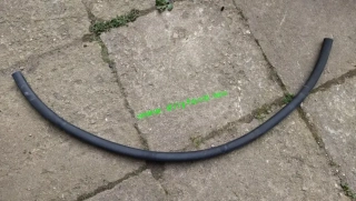 těsnění kapoty Mondeo III