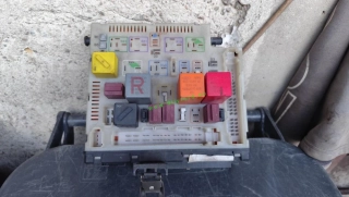 pojistkovka 96AG14A073DA